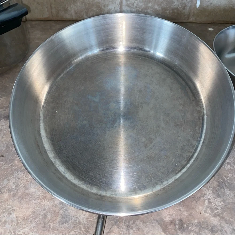 Revere 10” Copper Bottom Frying Pan with Black Handle - Picture 2 of 7